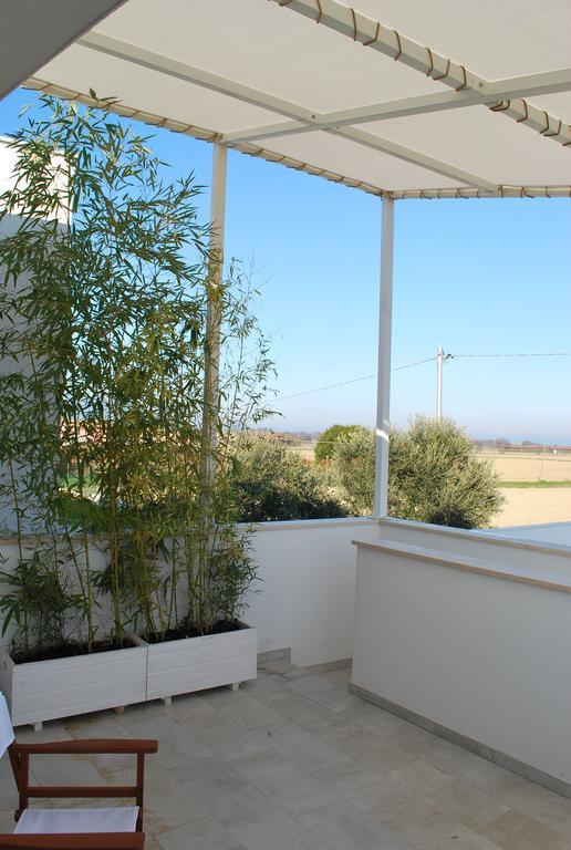 Ortopi Country Canapa House Porto Recanati Chambre photo