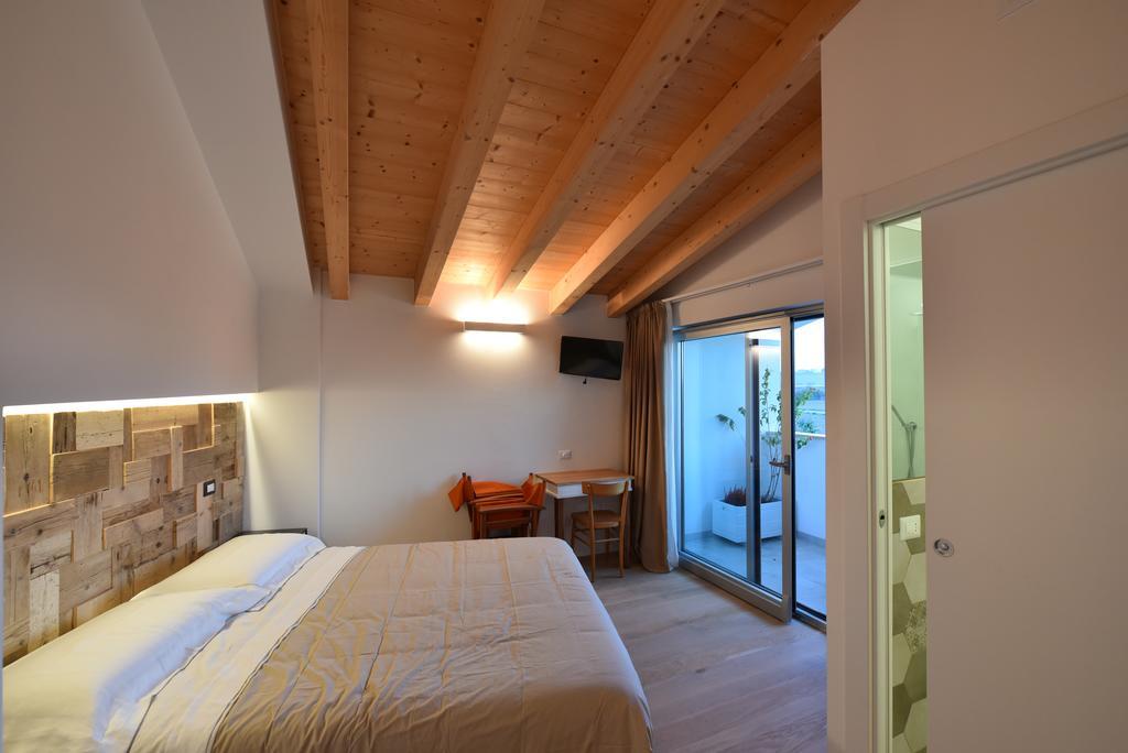 Ortopi Country Canapa House Porto Recanati Chambre photo